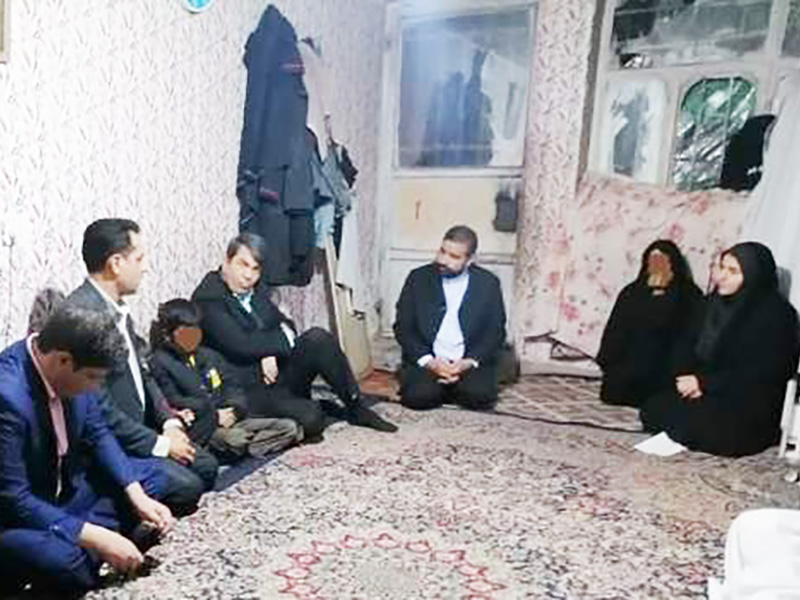 همنشینی استاندار و مدیدکل کمیته امداد با مددجویان در شب یلدا 