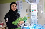 تولد نوزاد پسر در آمبولانس اورژانس کرمان با تلاش تیم عملیاتی