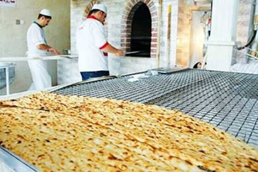 بازرسی از واحدهای نانوایی شهر کرمان توسط گشت مشترک سازمان صمت