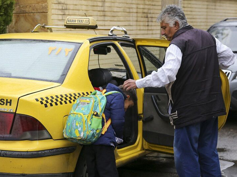 درخواست سرویس مدرسه دانش‌آموزان باید تا اول تیر در سامانه سپند ثبت شود