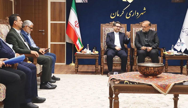 پیوند دل‌ها میان کرمان و میاندوآب؛ آغاز یک خواهرخواندگی