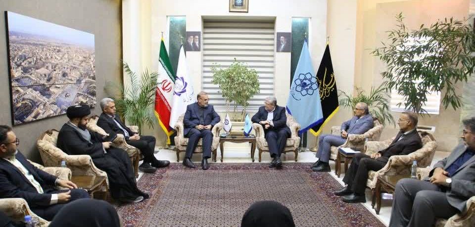 امضای تفاهم‌نامه گردشگری مقاومت بین کرمان و مشهد