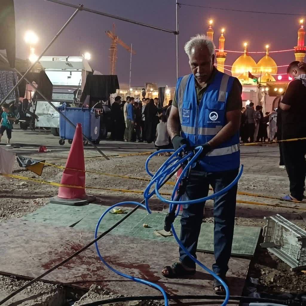 تأمین آب موکب‌های زائران اربعین در کاظمین توسط آبفای کرمان