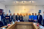تجلیل از دکل‌بانان برگزیده شرکت برق منطقه‌ای کرمان